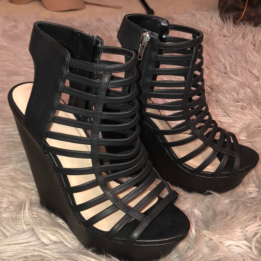 Black heels 🤩🤩